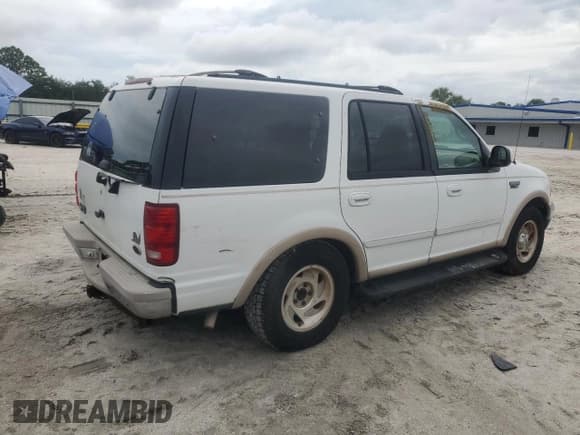 ✅ 1999 Ford Expedition XLT • VIN: 1FMPU18L1XLC18198 • Lot: 81262565. Listed on Copart with Not provided. Free auction sales archive from the USA and detailed vehicle history report at DreamBid. Image 3.