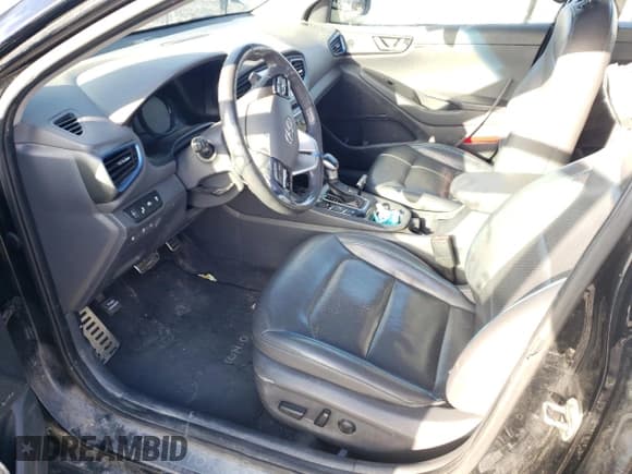 ✅ 2018 Hyundai Ioniq Limited • VIN: KMHC75LD6JU061413 • Lot: 80522484. Wystawiony na Copart z przebiegiem Nie podano. Bezpłatny archiwum sprzedaży aukcyjnych z USA i szczegółowy raport historii pojazdu na DreamBid. Zdjęcie 7.