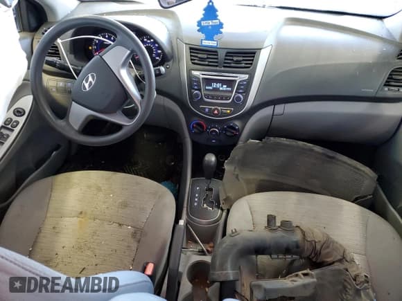 ✅ 2017 Hyundai Accent SE • VIN: KMHCT4AE6HU206087 • Лот: 73350044. Опубликован ранее на Copart с пробегом 135 353 миль. Бесплатный доступ к архиву аукционных продаж из США и подробный отчёт об истории автомобиля на DreamBid. Изображение 8.