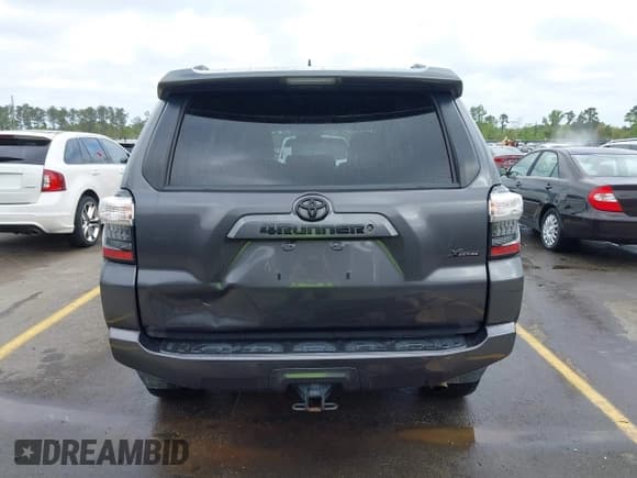✅ 2019 Toyota 4Runner SR5 • VIN: JTEBU5JR2K5681318 • Лот: 41929869. Опубликован ранее на IAAI с пробегом 117 143 миль. Бесплатный доступ к архиву аукционных продаж из США и подробный отчёт об истории автомобиля на DreamBid. Изображение 17.
