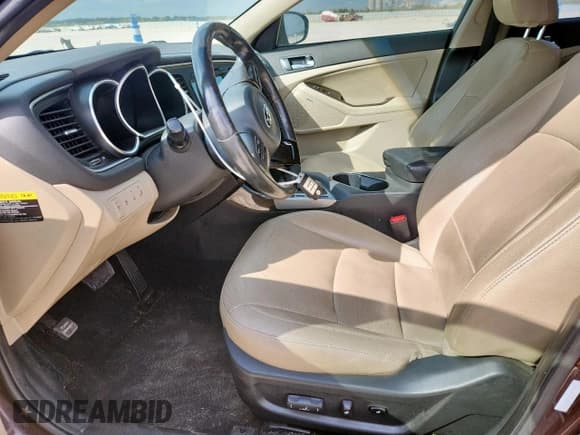 ✅ 2014 Kia Optima EX • VIN: 5XXGN4A74EG292406 • Лот: 93059405. Опубликован ранее на Copart с пробегом 62 496 миль. Бесплатный доступ к архиву аукционных продаж из США и подробный отчёт об истории автомобиля на DreamBid. Изображение 7.