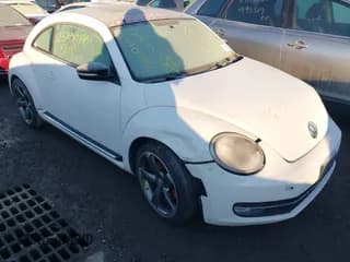 ✅ 2013 Volkswagen Beetle Turbo • VIN: 3VW467AT6DM632910 • Лот: 43786805. Опубликован ранее на IAAI с пробегом Не указан. Бесплатный доступ к архиву аукционных продаж из США и подробный отчёт об истории автомобиля на DreamBid. Изображение 1.