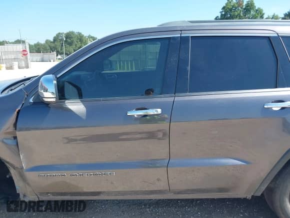 2018 Jeep Grand Cherokee Limited z VIN 1C4RJEBG9JC514005, wystawiony jako IAAI lot #42846153 z przebiegiem 122 911 mil mil oraz . Historia ofert i sprzedaży dostępna na DreamBid. Obrazek 14.