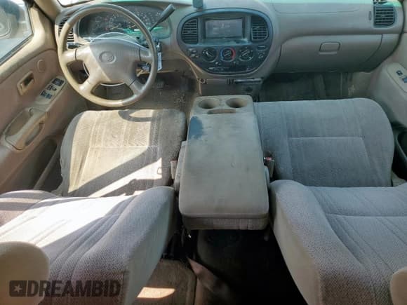✅ 2001 Toyota Tundra SR5 • VIN: 5TBBT44111S194099 • Lot: 71853775. Listed on Copart with 322,204 mi. Free auction sales archive from the USA and detailed vehicle history report at DreamBid. Image 8.