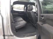 ✅ 2020 Chevrolet Silverado 1500 LT • VIN: 3GCUYDEDXLG253906 • Lot: 43411110. Wystawiony na IAAI z przebiegiem 105 094 mil. Bezpłatny archiwum sprzedaży aukcyjnych z USA i szczegółowy raport historii pojazdu na DreamBid. Zdjęcie 8.