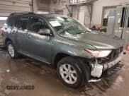 ✅ 2013 Toyota Highlander Plus • VIN: 5TDBK3EH5DS240733 • Lot: 43806498. Listed on IAAI with 143,659 mi. Free auction sales archive from the USA and detailed vehicle history report at DreamBid. Image 1.