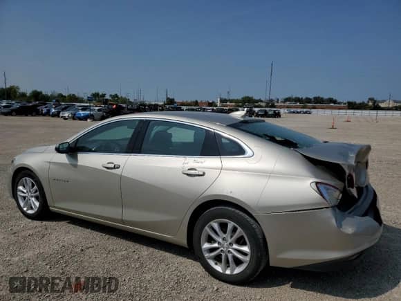 2016 Chevrolet Malibu LT z VIN 1G1ZE5STXGF256191, wystawiony jako Copart lot #70871405 z przebiegiem 49 866 mil mil oraz Szkoda całkowita • Salvage title. Historia ofert i sprzedaży dostępna na DreamBid. Obrazek 2.