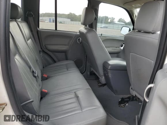 ✅ 2007 Jeep Liberty Limited • VIN: 1J4GL58K07W715743 • Lot: 70095345. Listed on Copart with 174,583 mi. Free auction sales archive from the USA and detailed vehicle history report at DreamBid. Image 10.