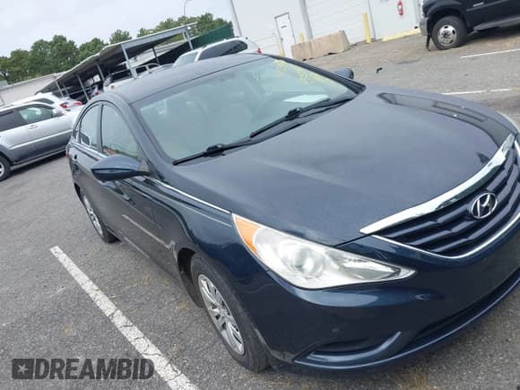✅ 2011 Hyundai Sonata GLS • VIN: 5NPEB4AC7BH215915 • Лот: 43251965. Опубликован ранее на IAAI с пробегом 67 196 миль. Бесплатный доступ к архиву аукционных продаж из США и подробный отчёт об истории автомобиля на DreamBid. Изображение 1.