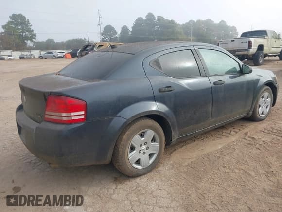 ✅ 2008 Dodge Avenger • VIN: 1B3LC46R68N253163 • Лот: 43627388. Опубликован ранее на IAAI с пробегом 102 879 миль. Бесплатный доступ к архиву аукционных продаж из США и подробный отчёт об истории автомобиля на DreamBid. Изображение 4.