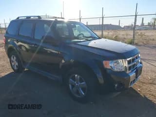 ✅ 2009 Ford Escape Limited • VIN: 1FMCU94G39KC57244 • Lot: 43895526. Wystawiony na IAAI z przebiegiem 133 660 mil. Bezpłatny archiwum sprzedaży aukcyjnych z USA i szczegółowy raport historii pojazdu na DreamBid. Zdjęcie 1.