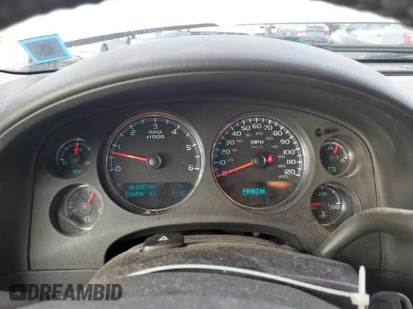 ✅ 2011 Chevrolet Silverado 1500 LTZ • VIN: 1GCRKTE33BZ300619 • Lot: 91894215. Listed on Copart with 204,587 mi. Free auction sales archive from the USA and detailed vehicle history report at DreamBid. Image 9.