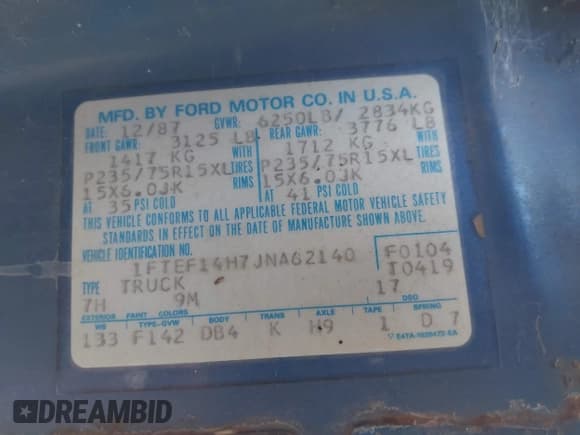 ✅ 1988 Ford F-150 • VIN: 1FTEF14H7JNA62140 • Lot: 43846002. Wystawiony na IAAI z przebiegiem 148 519 mil. Bezpłatny archiwum sprzedaży aukcyjnych z USA i szczegółowy raport historii pojazdu na DreamBid. Zdjęcie 9.