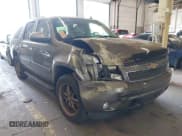 ✅ 2007 Chevrolet Suburban LT • VIN: 1GNFK16387R381816 • Lot: 42554633. Listed on IAAI with 99,606 mi. Free auction sales archive from the USA and detailed vehicle history report at DreamBid. Image 1.