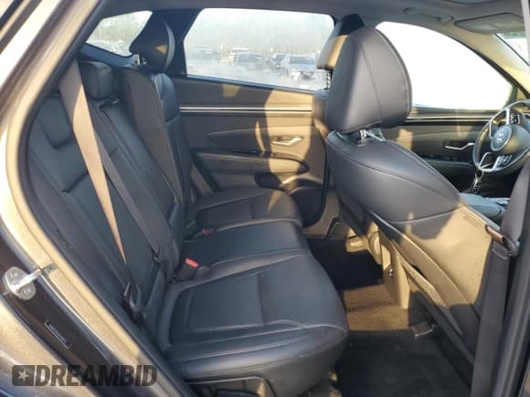 ✅ 2024 Hyundai Tucson Limited • VIN: 5NMJE3DE5RH348712 • Lot: 78045604. Wystawiony na Copart z przebiegiem 21 132 mil. Bezpłatny archiwum sprzedaży aukcyjnych z USA i szczegółowy raport historii pojazdu na DreamBid. Zdjęcie 11.