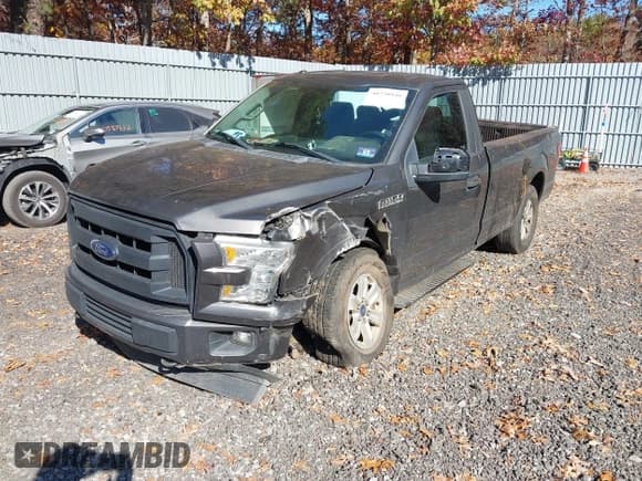 ✅ 2017 Ford F-150 XL • VIN: 1FTMF1E88HKC51000 • Lot: 40738846. Listed on IAAI with 216,822 mi. Free auction sales archive from the USA and detailed vehicle history report at DreamBid. Image 2.
