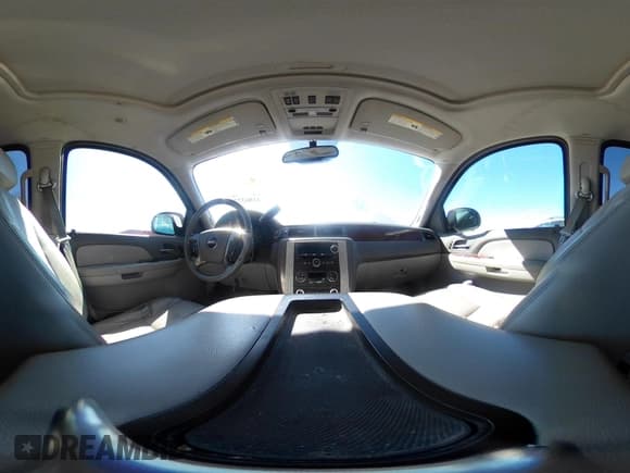 ✅ 2009 GMC Yukon SLT 4SB • VIN: 1GKFK33089R168984 • Lot: 41863772. Listed on IAAI with 316,967 mi. Free auction sales archive from the USA and detailed vehicle history report at DreamBid. Image 18.