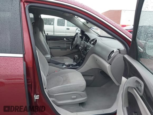 ✅ 2016 Buick Enclave Convenience • VIN: 5GAKRAKD0GJ183443 • Лот: 42106343. Опубликован ранее на IAAI с пробегом 105 867 миль. Бесплатный доступ к архиву аукционных продаж из США и подробный отчёт об истории автомобиля на DreamBid. Изображение 5.