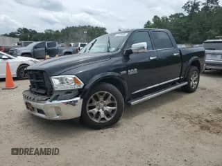 2017 Ram 1500 Limited z VIN 1C6RR7PT1HS738791, wystawiony jako Copart lot #57224835 z przebiegiem 188 235 mil mil oraz Szkoda całkowita • Salvage title. Historia ofert i sprzedaży dostępna na DreamBid. Obrazek 1.