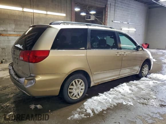 ✅ 2005 Toyota Sienna CE • VIN: 5TDZA23C85S256512 • Lot: 96273595. Listed on Copart with 160,054 mi. Free auction sales archive from the USA and detailed vehicle history report at DreamBid. Image 3.
