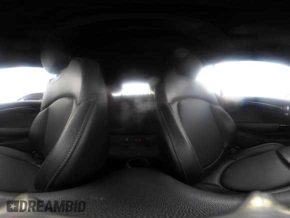 ✅ 2017 MINI Convertible Cooper S • VIN: WMWWG9C34H3C80967 • Lot: 42116110. Wystawiony na IAAI z przebiegiem 42 878 mil. Bezpłatny archiwum sprzedaży aukcyjnych z USA i szczegółowy raport historii pojazdu na DreamBid. Zdjęcie 19.