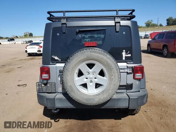 ✅ 2017 Jeep Wrangler Unlimited Sport • VIN: 1C4BJWDG4HL527596 • Лот: 84440245. Опубликован ранее на Copart с пробегом 122 343 миль. Бесплатный доступ к архиву аукционных продаж из США и подробный отчёт об истории автомобиля на DreamBid. Изображение 6.