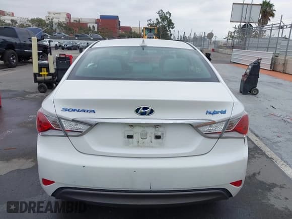 ✅ 2013 Hyundai Sonata Limited • VIN: KMHEC4A43DA094246 • Лот: 42409946. Опубликован ранее на IAAI с пробегом 126 953 миль. Бесплатный доступ к архиву аукционных продаж из США и подробный отчёт об истории автомобиля на DreamBid. Изображение 16.