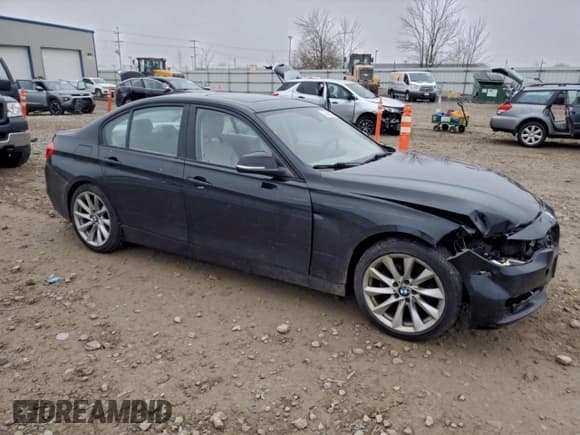 ✅ 2012 BMW 3 Series 328i • VIN: WBA3A5C53CF345441 • Lot: 94434035. Wystawiony na Copart z przebiegiem 183 843 mil. Bezpłatny archiwum sprzedaży aukcyjnych z USA i szczegółowy raport historii pojazdu na DreamBid. Zdjęcie 4.