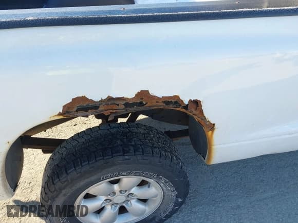 ✅ 2004 Dodge Dakota • VIN: 1D7GG46K04S685286 • Lot: 41617367. Wystawiony na IAAI z przebiegiem 192 272 mil. Bezpłatny archiwum sprzedaży aukcyjnych z USA i szczegółowy raport historii pojazdu na DreamBid. Zdjęcie 12.