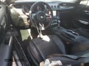 ✅ 2021 Ford Mustang GT Premium • VIN: 1FA6P8CF1M5133899 • Lot: 91695185. Wystawiony na Copart z przebiegiem 16 872 mil. Bezpłatny archiwum sprzedaży aukcyjnych z USA i szczegółowy raport historii pojazdu na DreamBid. Zdjęcie 8.