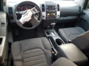 ✅ 2015 Nissan Frontier SV • VIN: 1N6AD0CU9FN715133 • Lot: 63660465. Wystawiony na Copart z przebiegiem 137 521 mil. Bezpłatny archiwum sprzedaży aukcyjnych z USA i szczegółowy raport historii pojazdu na DreamBid. Zdjęcie 8.