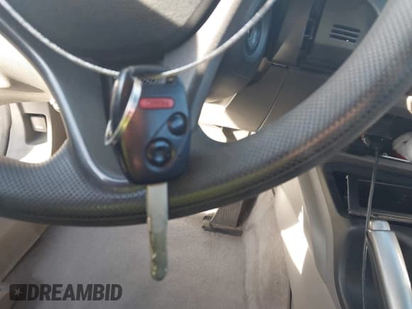 ✅ 2008 Honda Civic LX • VIN: 2HGFG12608H545380 • Lot: 43793940. Listed on IAAI with Not provided. Free auction sales archive from the USA and detailed vehicle history report at DreamBid. Image 11.