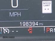 ✅ 2017 Chevrolet Silverado 2500HD LT • VIN: 1GC1KVEY9HF181540 • Lot: 43017957. Listed on IAAI with 198,394 mi. Free auction sales archive from the USA and detailed vehicle history report at DreamBid. Image 15.