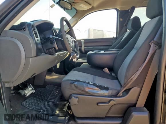 ✅ 2009 GMC Sierra 1500 SL • VIN: 1GTEC19C69Z274148 • Лот: 91084315. Опубликован ранее на Copart с пробегом 292 490 миль. Бесплатный доступ к архиву аукционных продаж из США и подробный отчёт об истории автомобиля на DreamBid. Изображение 7.