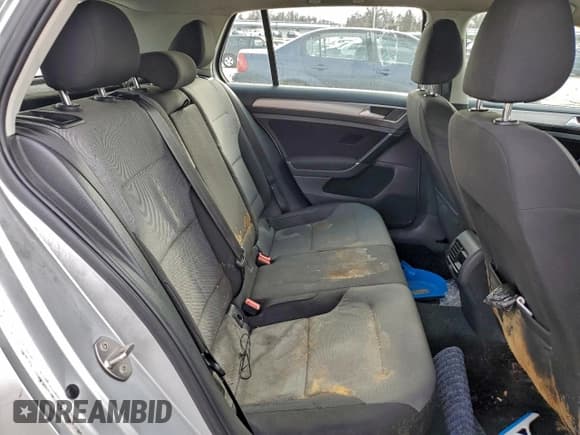 ✅ 2016 Volkswagen Golf SE • VIN: WVWKP7AU0GW914514 • Lot: 94174835. Wystawiony na Copart z przebiegiem 143 211 mil. Bezpłatny archiwum sprzedaży aukcyjnych z USA i szczegółowy raport historii pojazdu na DreamBid. Zdjęcie 10.