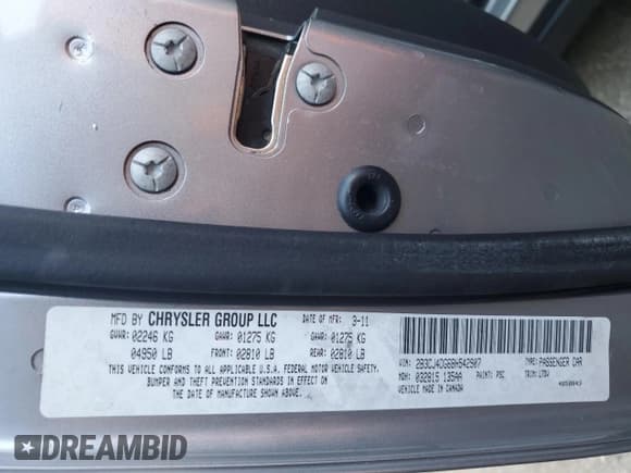 ✅ 2011 Dodge Challenger • VIN: 2B3CJ4DG6BH542907 • Lot: 70485444. Wystawiony na Copart z przebiegiem 123 440 mil. Bezpłatny archiwum sprzedaży aukcyjnych z USA i szczegółowy raport historii pojazdu na DreamBid. Zdjęcie 13.