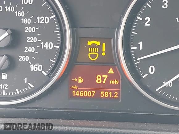 ✅ 2010 BMW 3 Series 328i xDrive • VIN: WBAWC3C58APC87963 • Lot: 41485450. Listed on IAAI with 146,007 mi. Free auction sales archive from the USA and detailed vehicle history report at DreamBid. Image 15.