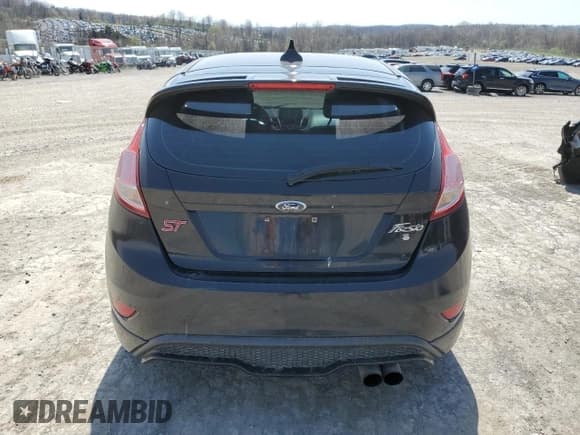 ✅ 2016 Ford Fiesta ST • VIN: 3FADP4GX6GM118963 • Lot: 53602075. Wystawiony na Copart z przebiegiem 83 110 mil. Bezpłatny archiwum sprzedaży aukcyjnych z USA i szczegółowy raport historii pojazdu na DreamBid. Zdjęcie 6.
