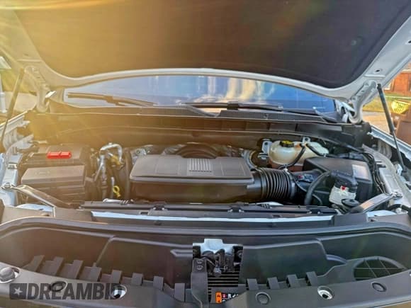 ✅ 2021 Chevrolet Suburban RST • VIN: 1GNSKEKD5MR331360 • Лот: 94420965. Опубликован ранее на Copart с пробегом 88 434 миль. Бесплатный доступ к архиву аукционных продаж из США и подробный отчёт об истории автомобиля на DreamBid. Изображение 7.