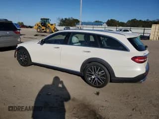 ✅ 2022 Mercedes-Benz E 450 • VIN: W1KZH6AB4NB016786 • Лот: 90924135. Опубликован ранее на Copart с пробегом 14 913 миль. Бесплатный доступ к архиву аукционных продаж из США и подробный отчёт об истории автомобиля на DreamBid. Изображение 2.