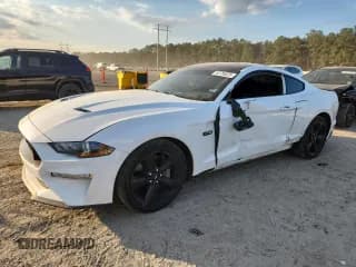 ✅ 2022 Ford Mustang GT • VIN: 1FA6P8CF7N5111052 • Lot: 92789025. Listed on Copart with 80,005 mi. Free auction sales archive from the USA and detailed vehicle history report at DreamBid. Image 1.