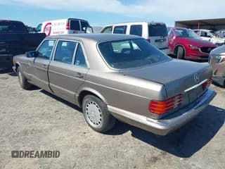 ✅ 1987 Mercedes-Benz 420 SEL • VIN: WDBCA35DXHA335178 • Lot: 42204652. Listed on IAAI with 132,153 mi. Free auction sales archive from the USA and detailed vehicle history report at DreamBid. Image 3.