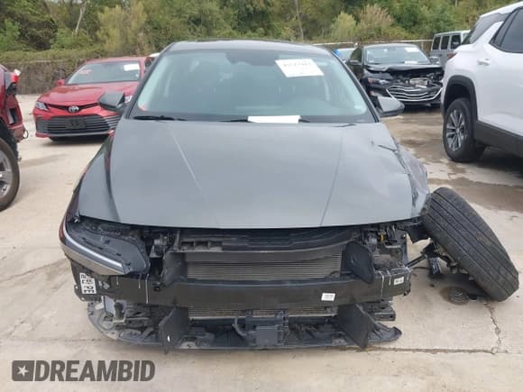 ✅ 2025 Hyundai Elantra SEL Convenience • VIN: KMHLS4DG5SU974859 • Lot: 43527412. Listed on IAAI with 18,439 mi. Free auction sales archive from the USA and detailed vehicle history report at DreamBid. Image 12.