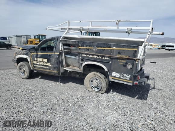 ✅ 2005 Chevrolet Silverado 2500HD Work Truck • VIN: 1GBHC24U95E240875 • Lot: 49729875. Wystawiony na Copart z przebiegiem Nie podano. Bezpłatny archiwum sprzedaży aukcyjnych z USA i szczegółowy raport historii pojazdu na DreamBid. Zdjęcie 2.
