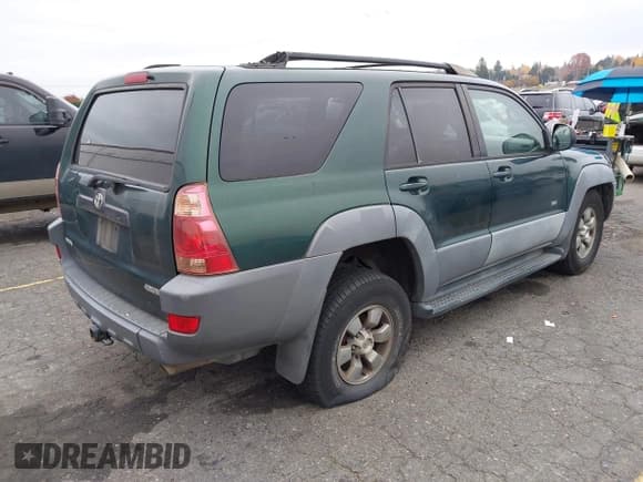 ✅ 2003 Toyota 4Runner SR5 • VIN: JTEZT14R830008795 • Lot: 43669663. Listed on IAAI with 304,712 mi. Free auction sales archive from the USA and detailed vehicle history report at DreamBid. Image 4.