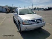 ✅ 2006 Suzuki XL7 • VIN: JS3TX92V164101962 • Lot: 67118735. Wystawiony na Copart z przebiegiem 122 877 mil. Bezpłatny archiwum sprzedaży aukcyjnych z USA i szczegółowy raport historii pojazdu na DreamBid. Zdjęcie 14.