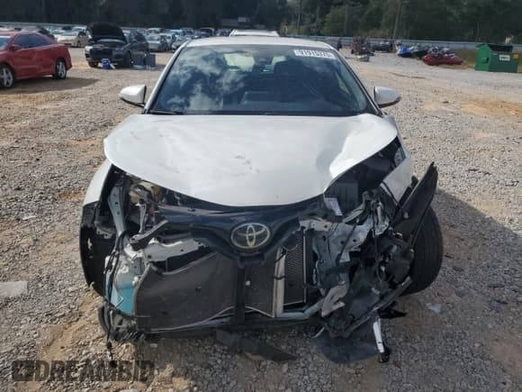 ✅ 2019 Toyota C-HR LE • VIN: JTNKHMBX4K1049374 • Lot: 91915375. Wystawiony na Copart z przebiegiem 94 203 mil. Bezpłatny archiwum sprzedaży aukcyjnych z USA i szczegółowy raport historii pojazdu na DreamBid. Zdjęcie 5.
