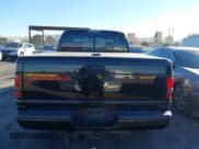 ✅ 1998 Dodge 1500 • VIN: 1B7HC13Y4WJ234775 • Lot: 43584201. Wystawiony na IAAI z przebiegiem 128 542 mil. Bezpłatny archiwum sprzedaży aukcyjnych z USA i szczegółowy raport historii pojazdu na DreamBid. Zdjęcie 16.