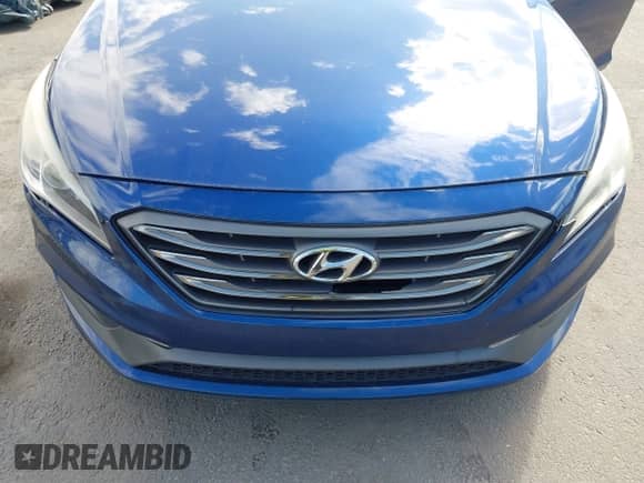 2015 Hyundai Sonata Sport с VIN 5NPE34AF4FH101450, выставлен на аукционе IAAI как лот 43447893 с пробегом 138 230 миль миль и . История ставок и продаж доступна на DreamBid. Изображение 6.