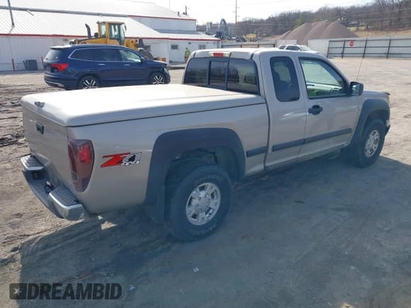 ✅ 2004 Chevrolet Colorado LS Z71 • VIN: 1GCDT196648163104 • Lot: 41783414. Listed on IAAI with 175,015 mi. Free auction sales archive from the USA and detailed vehicle history report at DreamBid. Image 4.